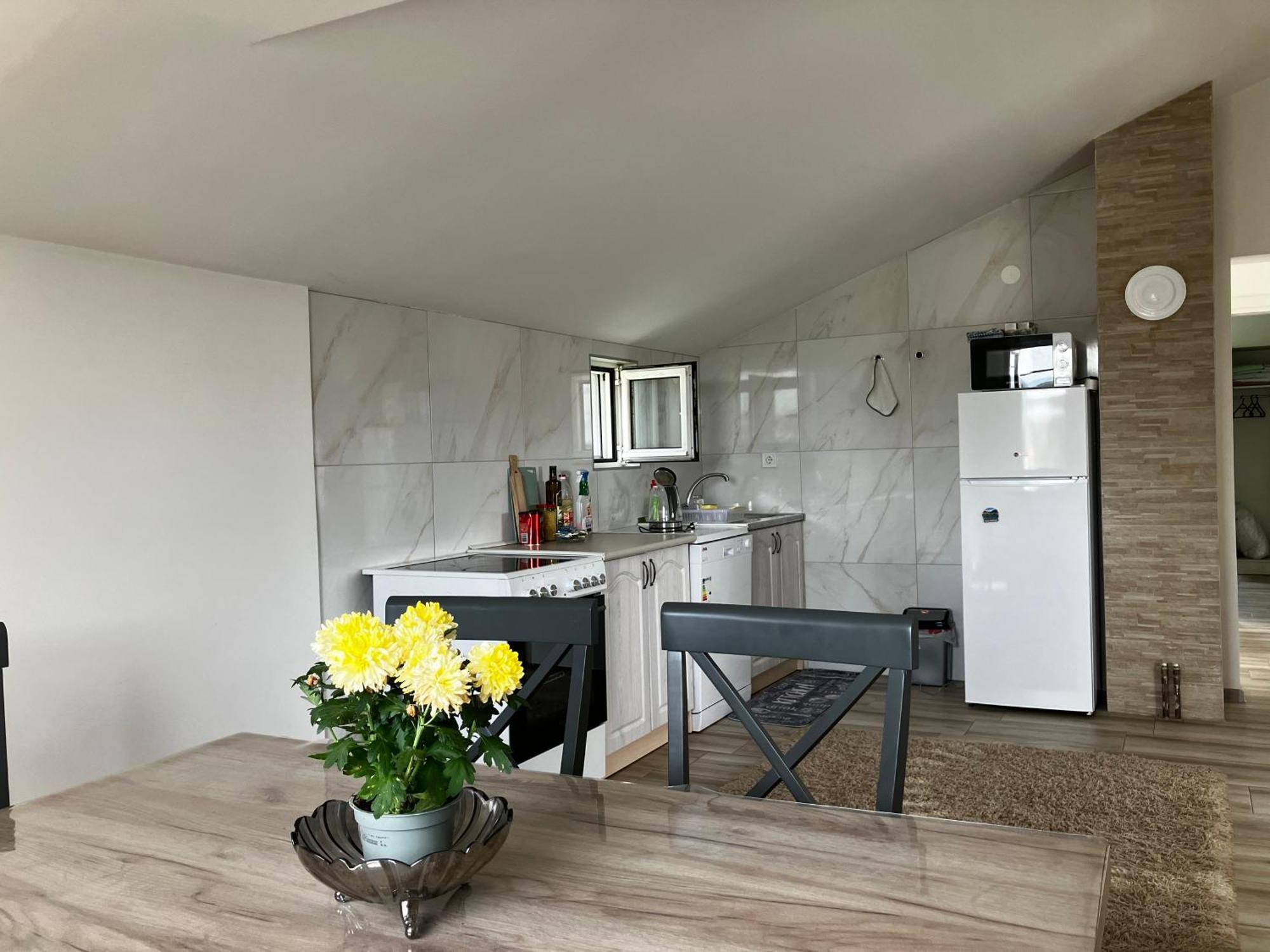 Apartmán Cozy, Fully Equipped, Free Parking&Wifi, Quiet, 2Bd Podgorica Exteriér fotografie